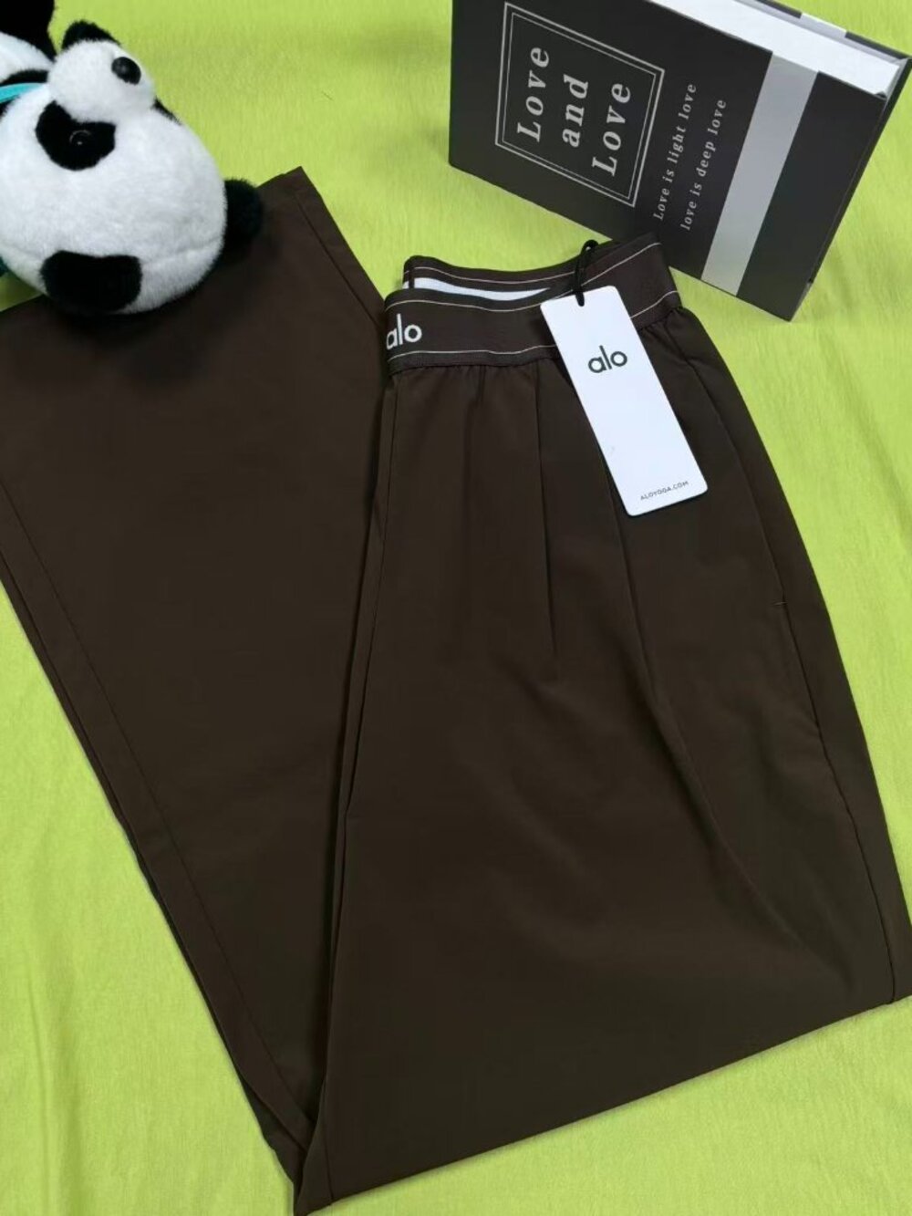 ☕Alo Yoga Suit Up Trouser Coffee Brown Regular 🎯Loose Straight Fit